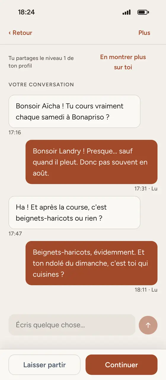 Une conversation dans Eding, avec en bas les boutons « Laisser partir » et « Continuer ».